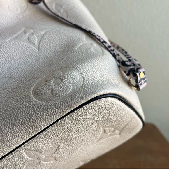 💸 SOLD • Louis Vuitton Wild at Heart Neverfull MM Cream Empreinte - Picture 10 of 16